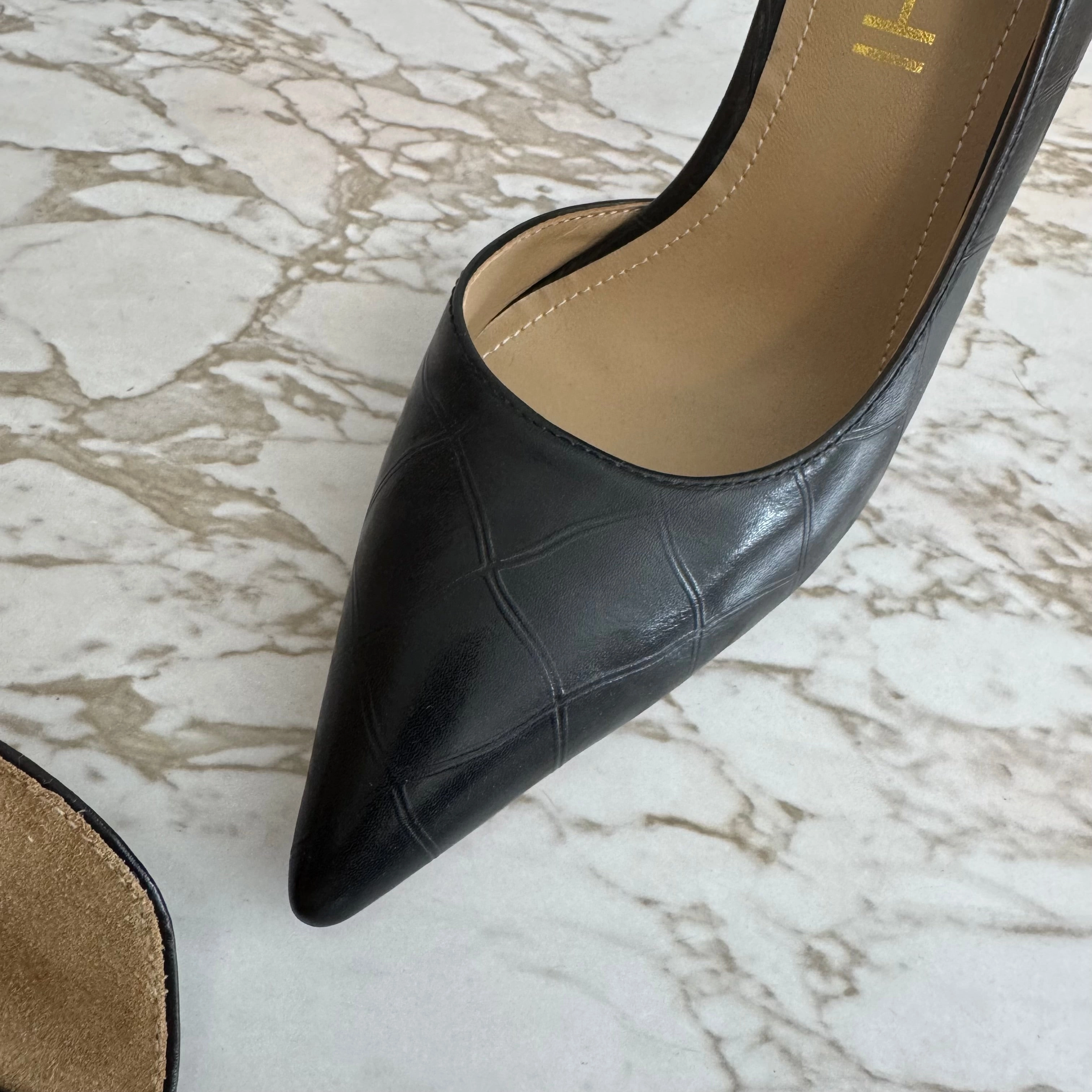 *UK size 2.5 - LALITA BLACK CROC - d'orsay cut production sample