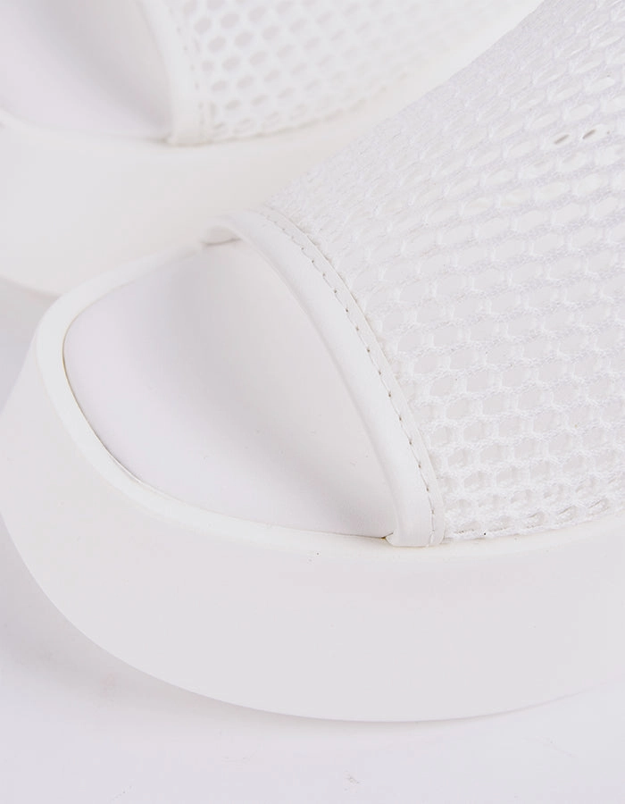 Believe White Crochet