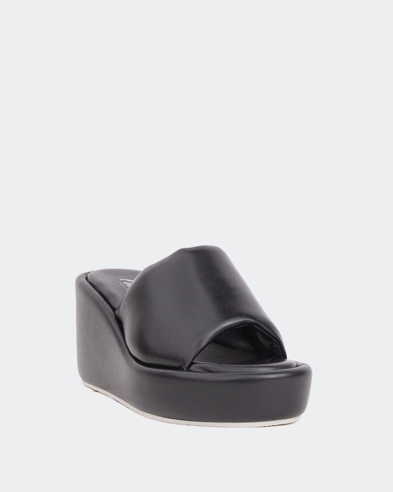 Dolores Black Leather