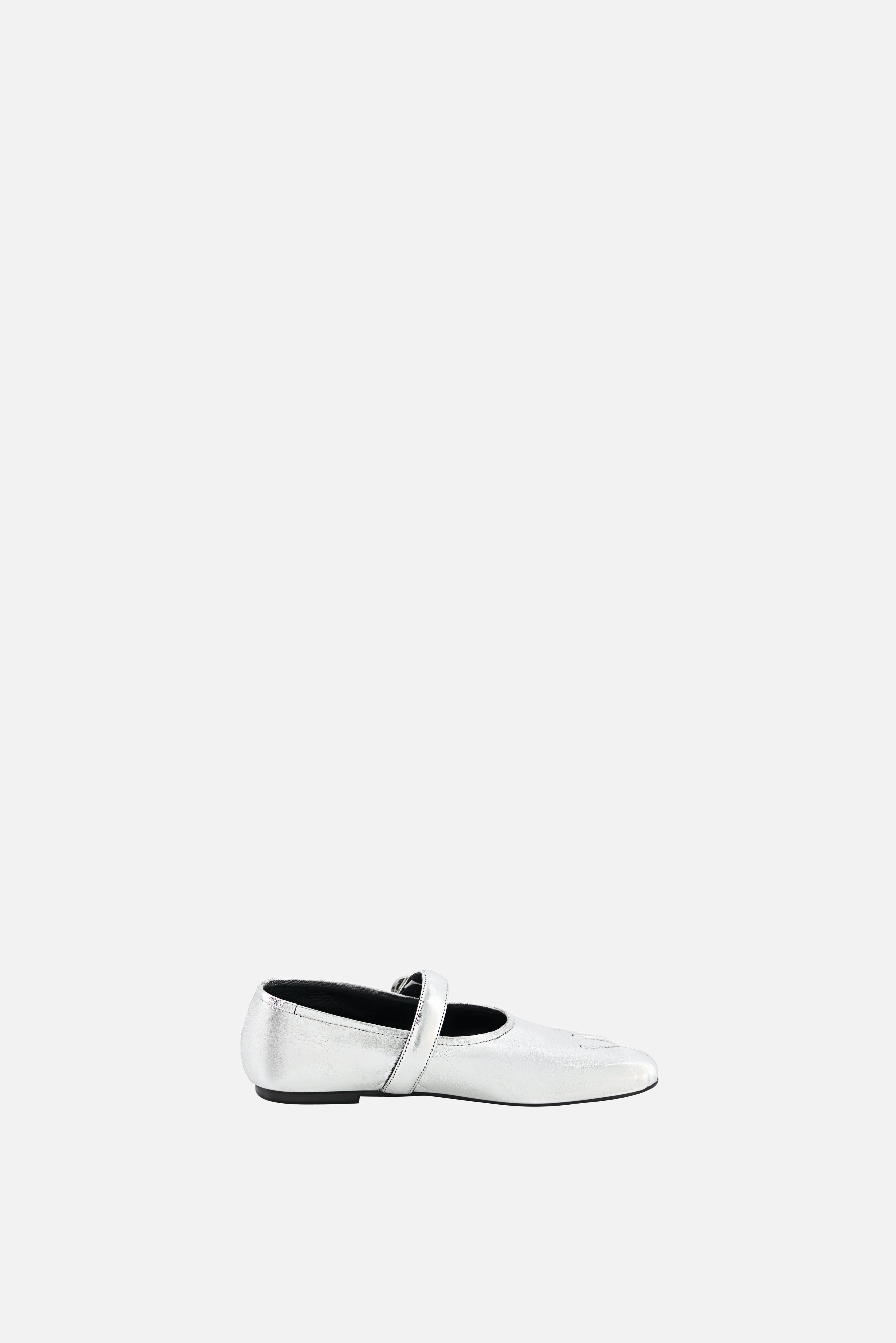 Five-Toe Ballerina Belt Flat