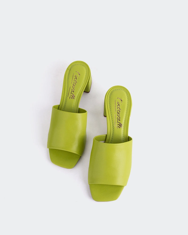 Fortunata Light Green Leather