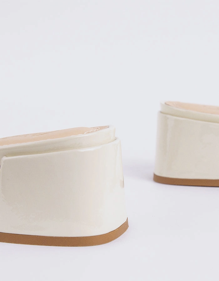 Fortunata Off White Naplack