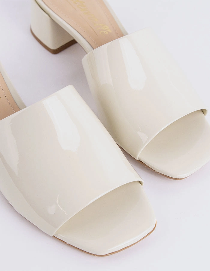 Fortunata Off White Naplack