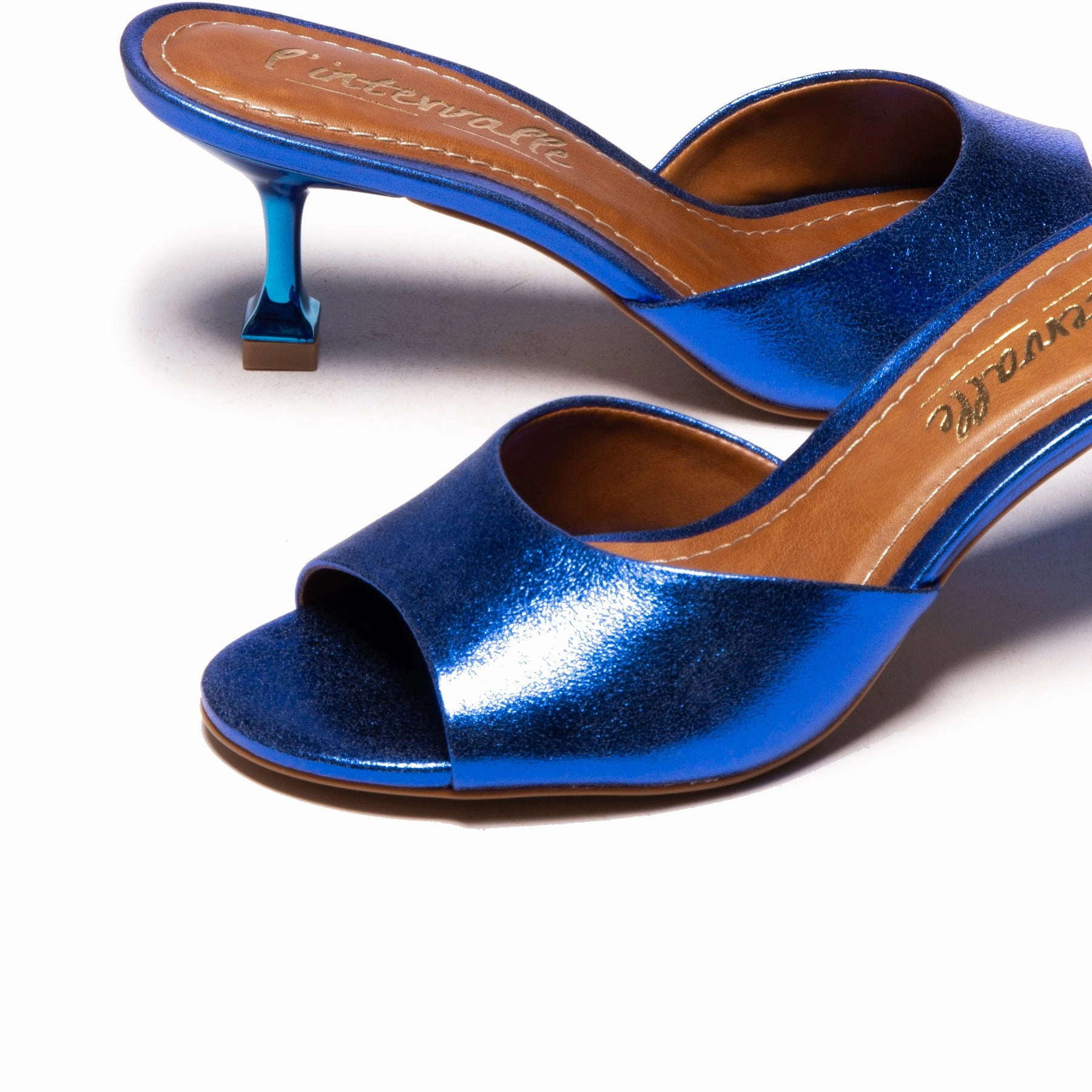 Jamila Crack Blue Leather