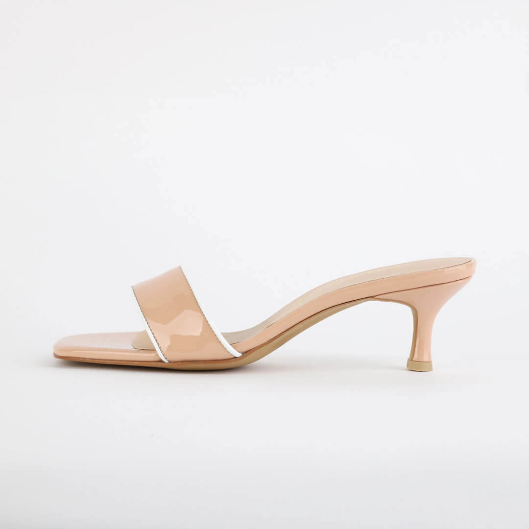 LOTTIE -  patent mules