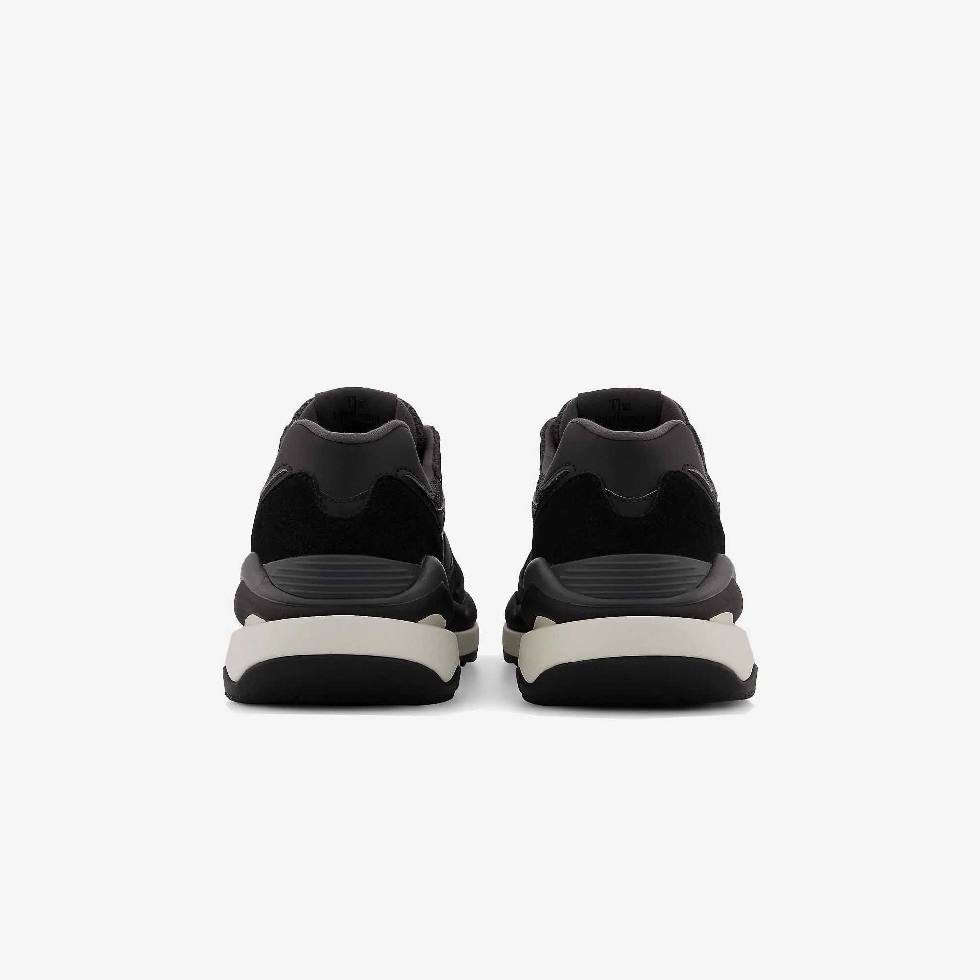 New Balance | 5740  { GREY/WHITE/BLACK
