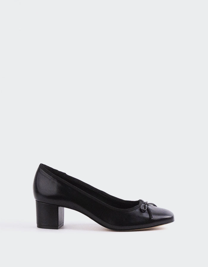 Ruslan Black Leather