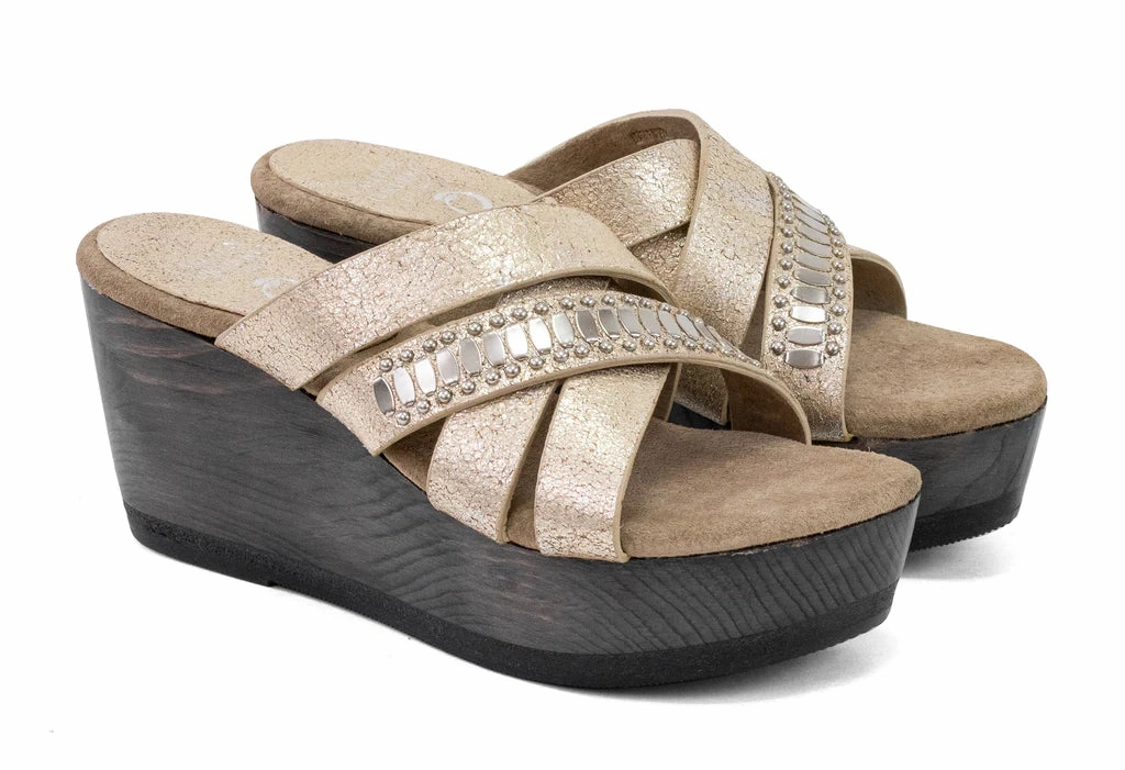 Shay Wedge - White Gold Sheen