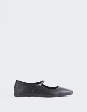 Sylph Black Leather