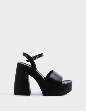 Veria Black Leather