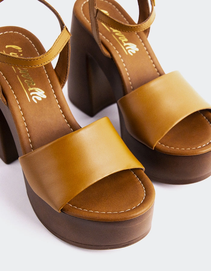 Veria Tan Leather